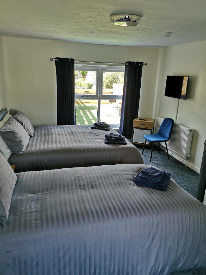 Red Lion Rooms - Self Check In Dalton in Furness Ngoại thất bức ảnh